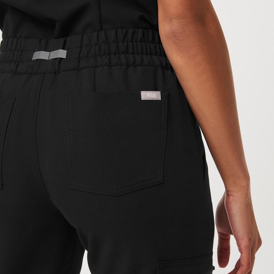 Women’s Uman Relaxed Jogger Scrub Pants - Black · FIGS