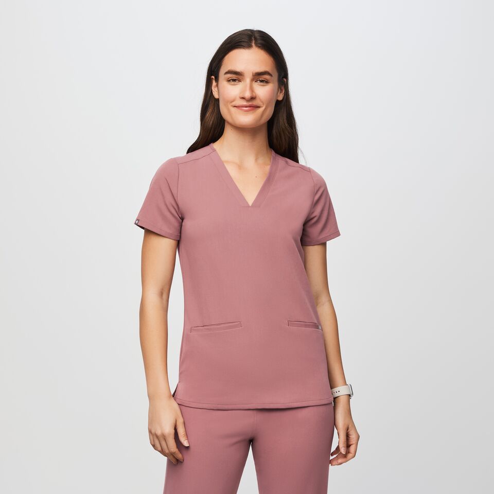 Women's Casma ThreePocket Scrub Top Mauve · FIGS